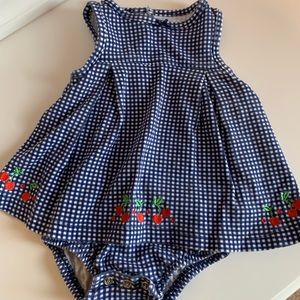 Carter’s Baby Girl dress. Size 9 months.